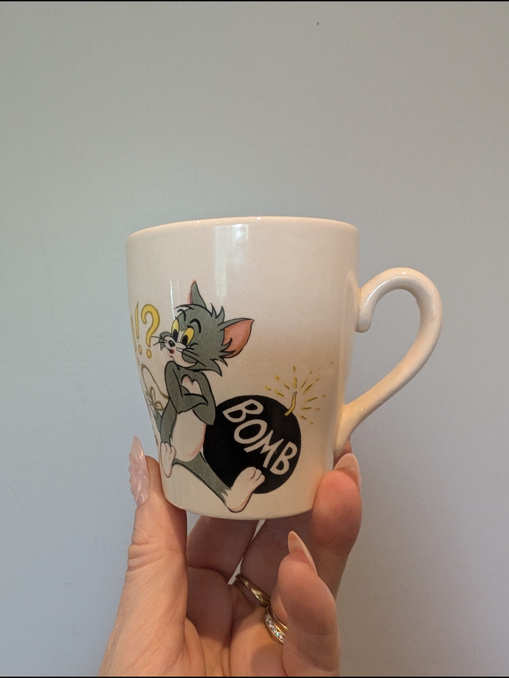 Tom & Jerry Ceramic Mug - White with Cartoon Graphic - Picture 2 of 8